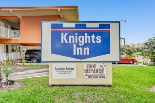 Private Hallandale Beach Studio Wbath Walking Distance To The Beach Pool Free Parking Kültér fotó
